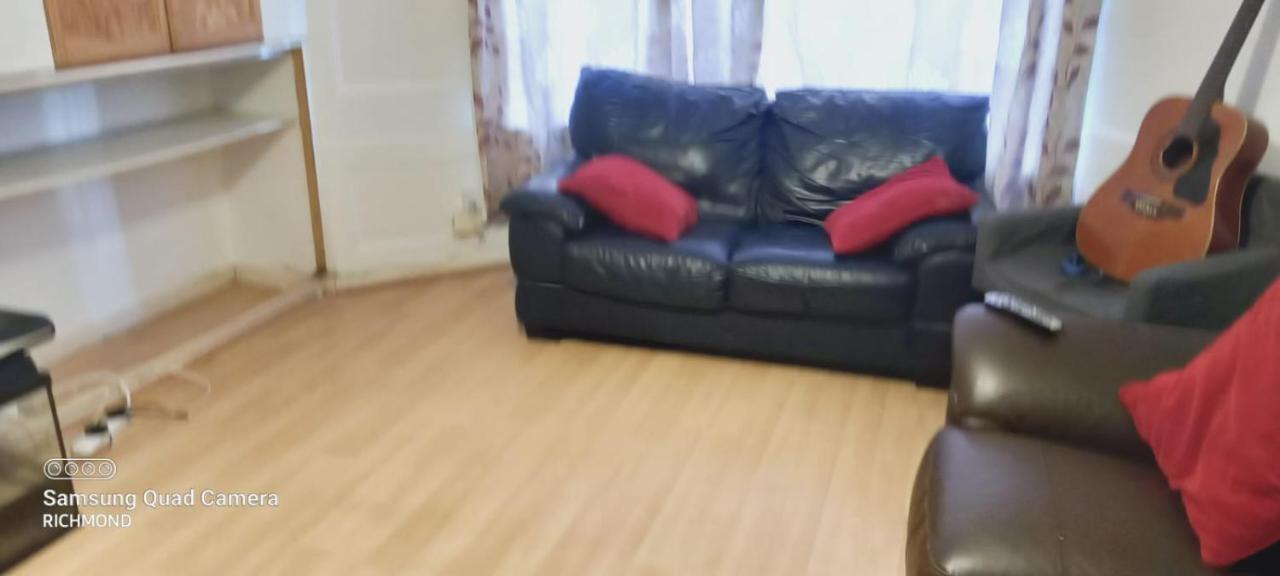Elmdene Road - Large Room 런던 외부 사진